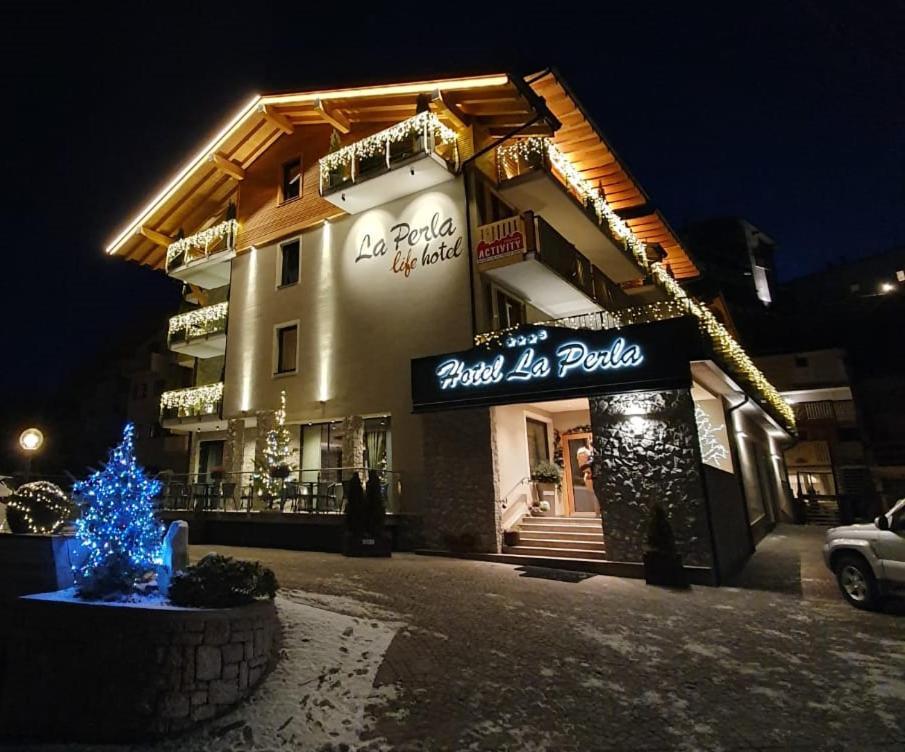 Hotel La Perla Andalo Exteriér fotografie